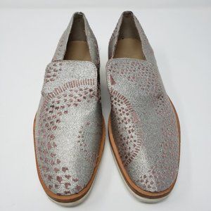 FREE PEOPLE- Snake Eyes Loafer (Silver)